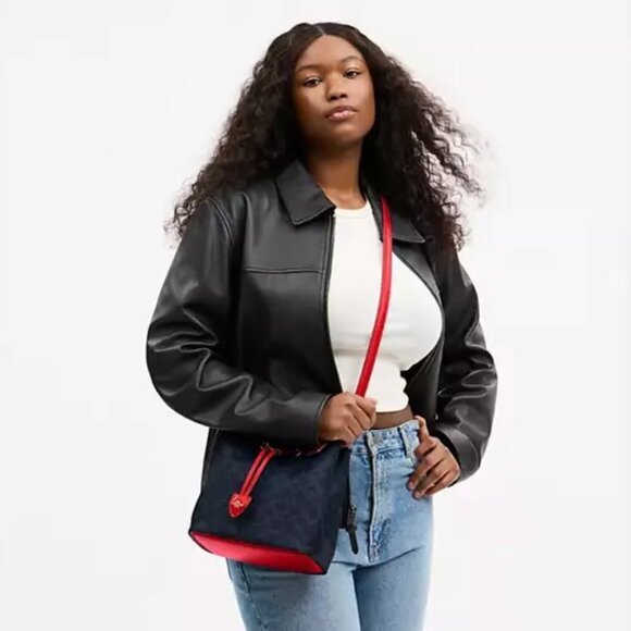 Rowan Bucket Bag In Signature Canvas - Picture 4 of 10